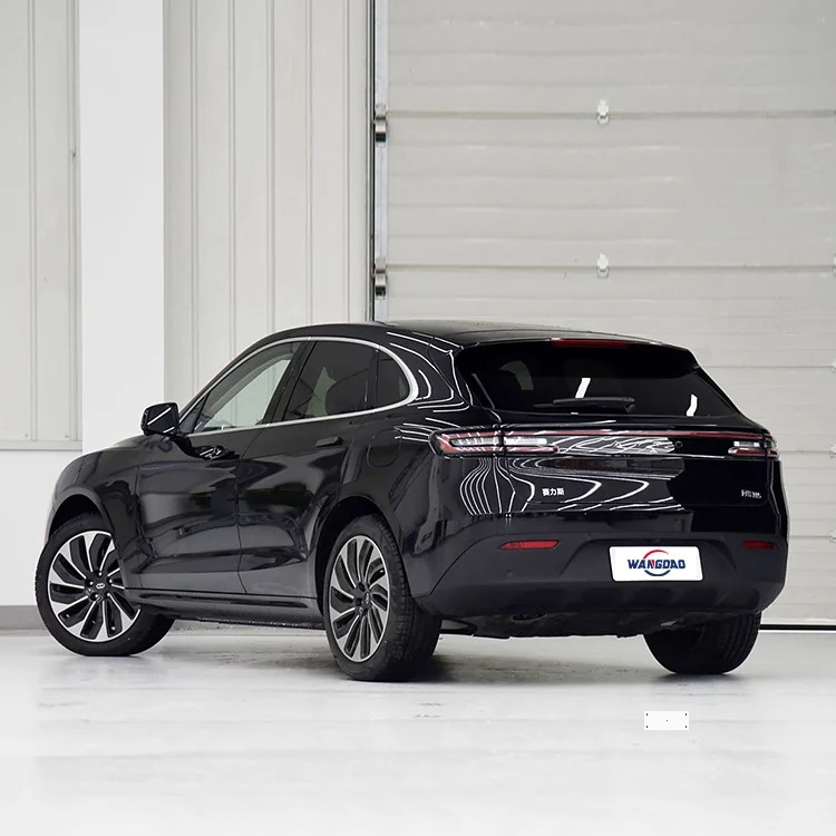AITO M5
