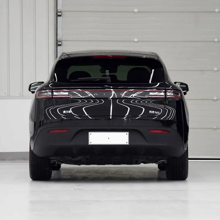 AITO M5