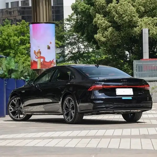 Audi A7L