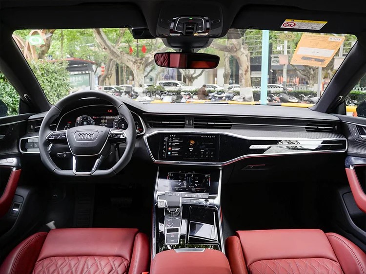 Audi A7L
