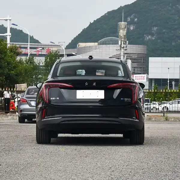 Hongqi Sedan 16000KM