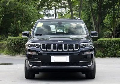 Jeep Commander