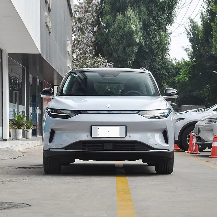 Leapmotor C11