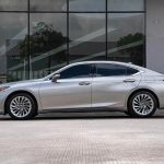 Lexus ES 2018 300h Executive Edition China 6