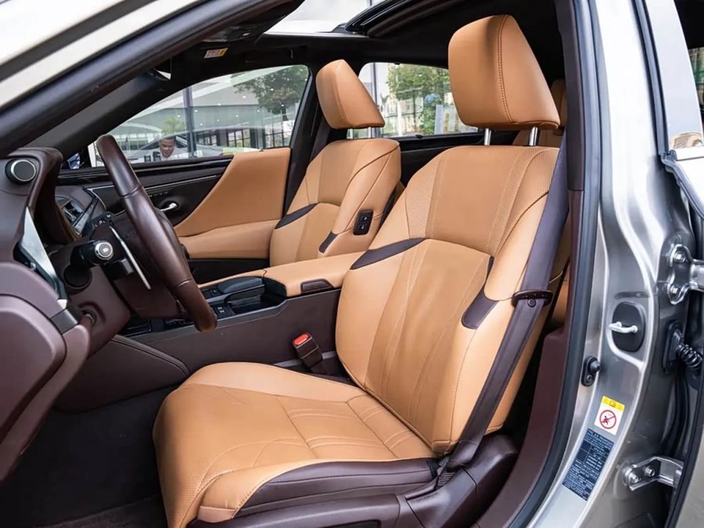Lexus ES 2018 300h Executive Edition China 6