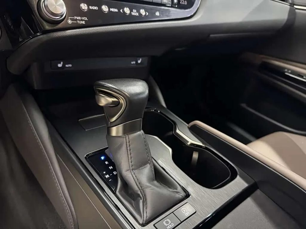 Lexus ES 2022 200 ExcellenceEdition