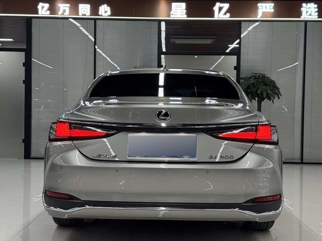 Lexus ES 2022 200 ExcellenceEdition