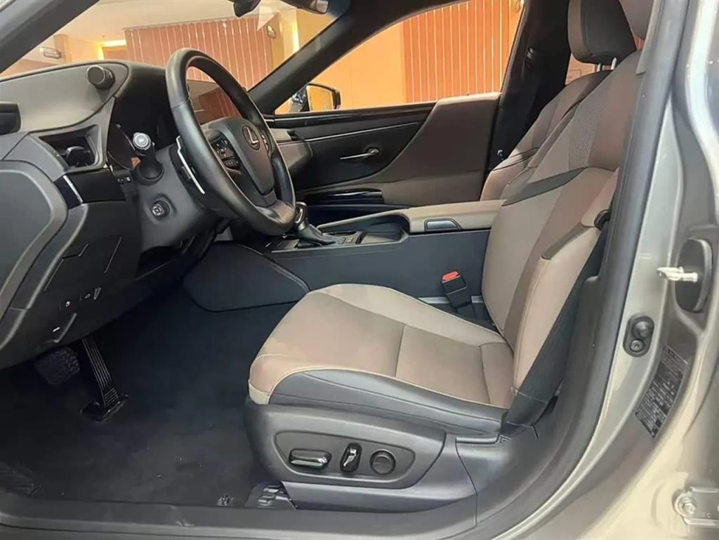 Lexus ES 2023 200 ExcellenceEdition