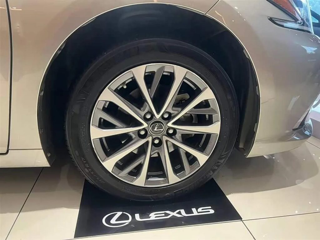 Lexus ES 2023 200 ExcellenceEdition