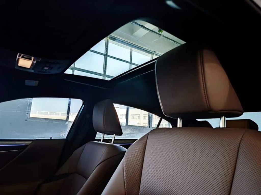 Lexus ES 2024 200 PremiumEdition