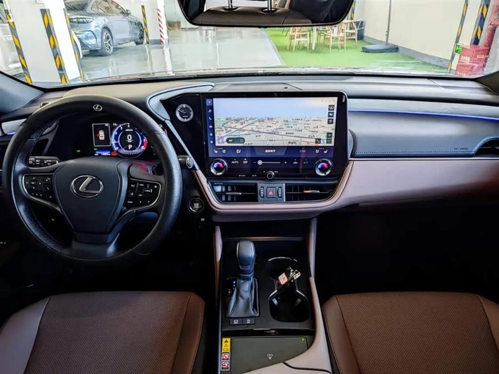 Lexus ES 2024 200 PremiumEdition