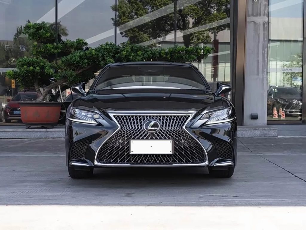 Lexus LS 2018 350 Luxury Edition China 5