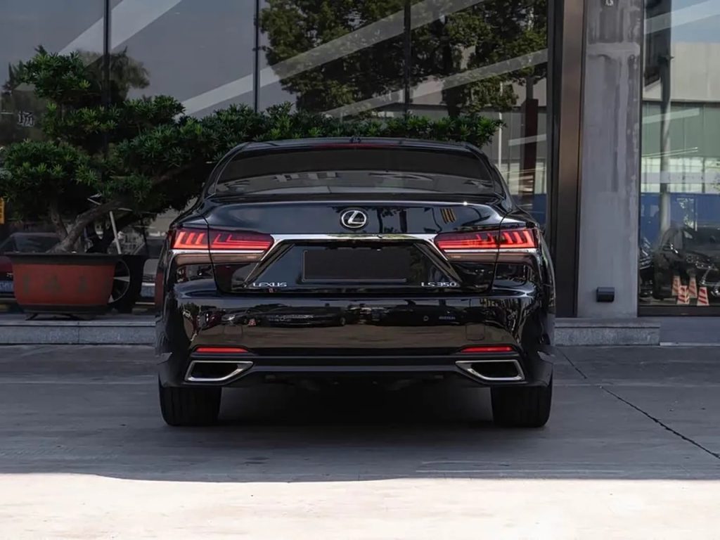 Lexus LS 2018 350 Luxury Edition China 5