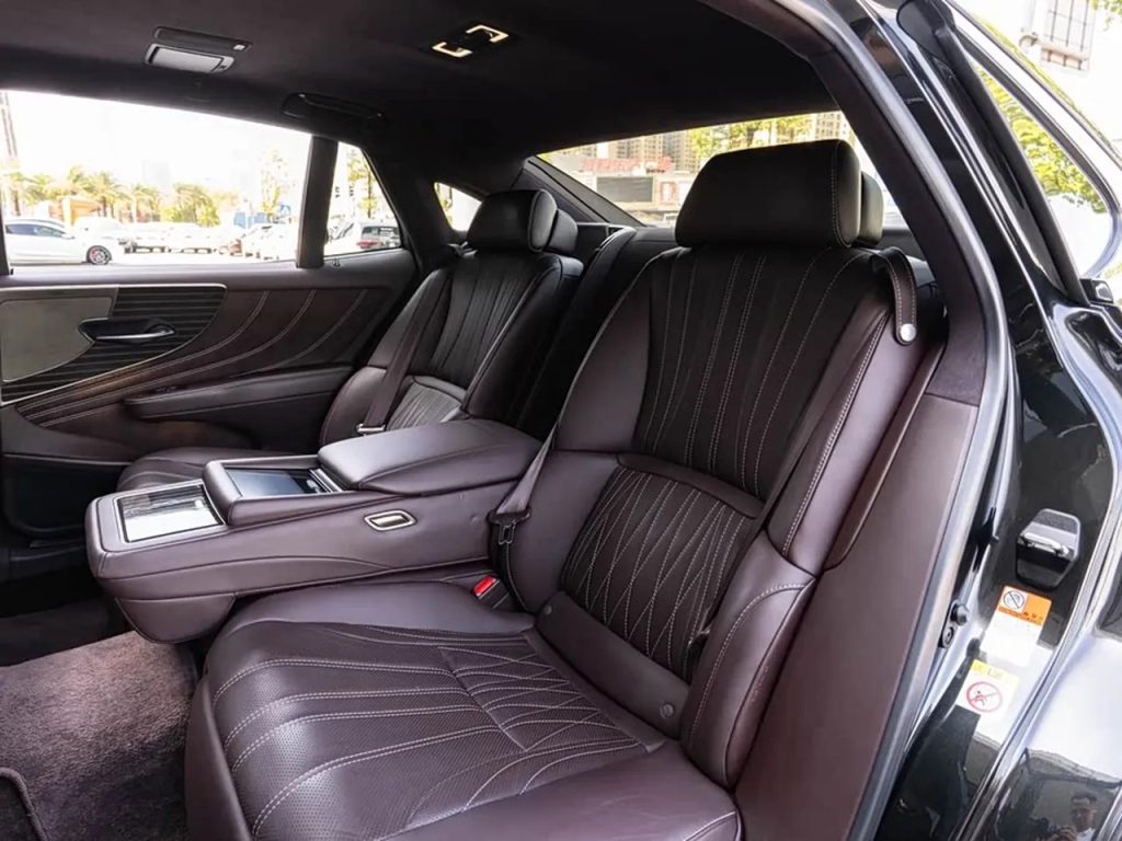 Lexus LS 2018 350 Luxury Edition China 5
