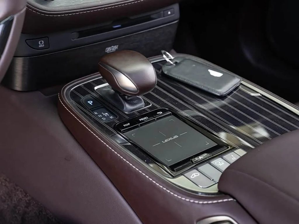 Lexus LS 2018 350 Luxury Edition China 5