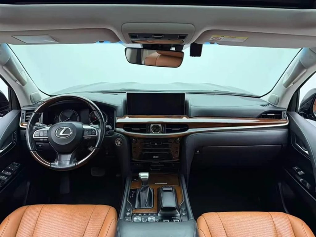 Lexus LX 2019 570 PremiumLuxury Edition