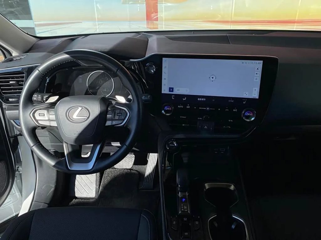 Lexus NX 2024 260 FWD JoyEdition