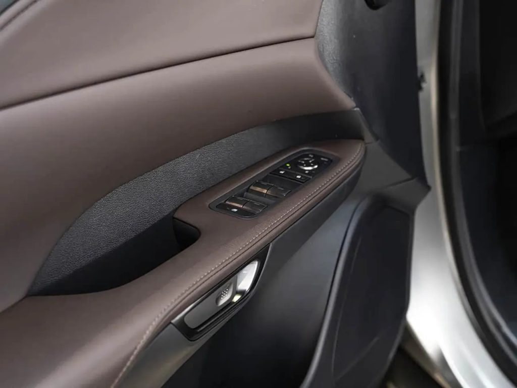 Lexus RX 2025 350h AWDPureEdition