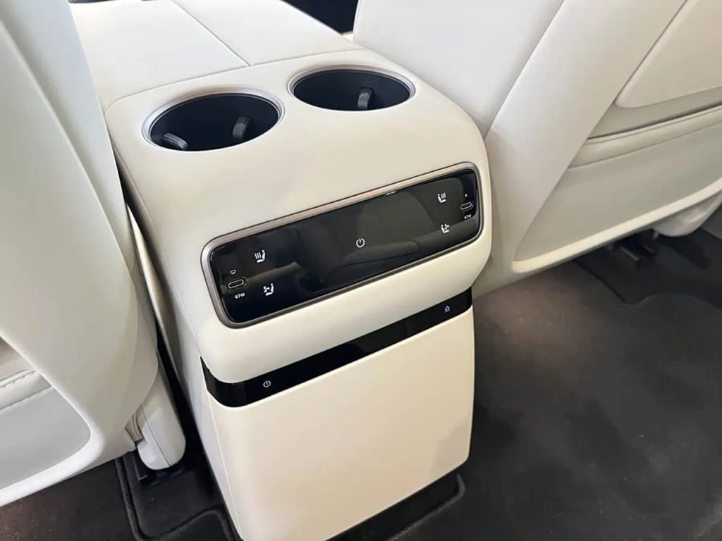 Li i8 2025 StandardEdition