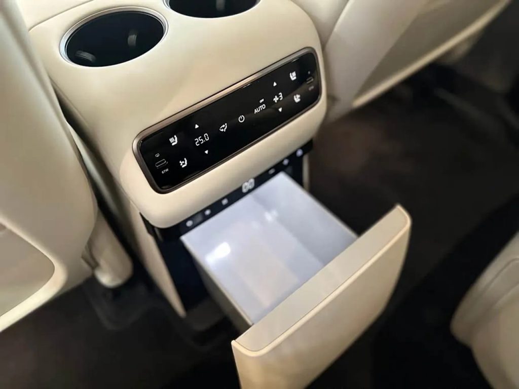 Li i8 2025 StandardEdition