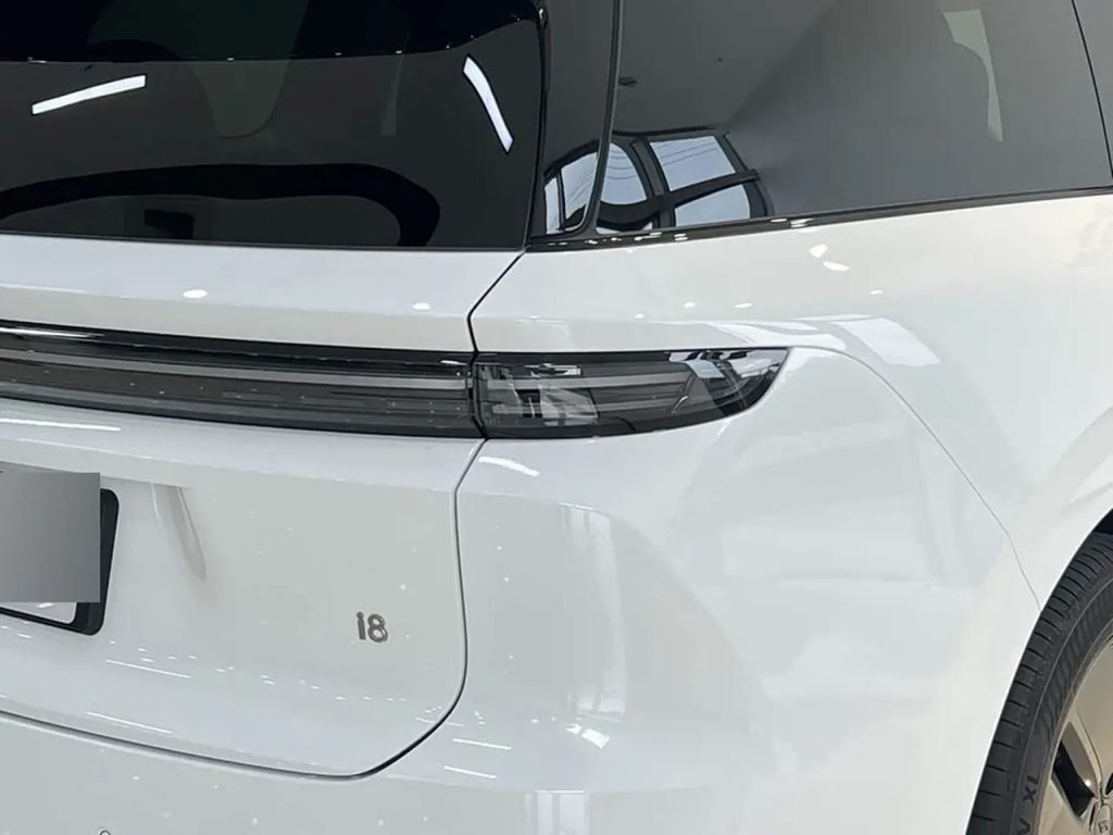 Li i8 2025 StandardEdition