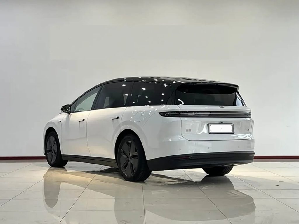 Li i8 2025 StandardEdition