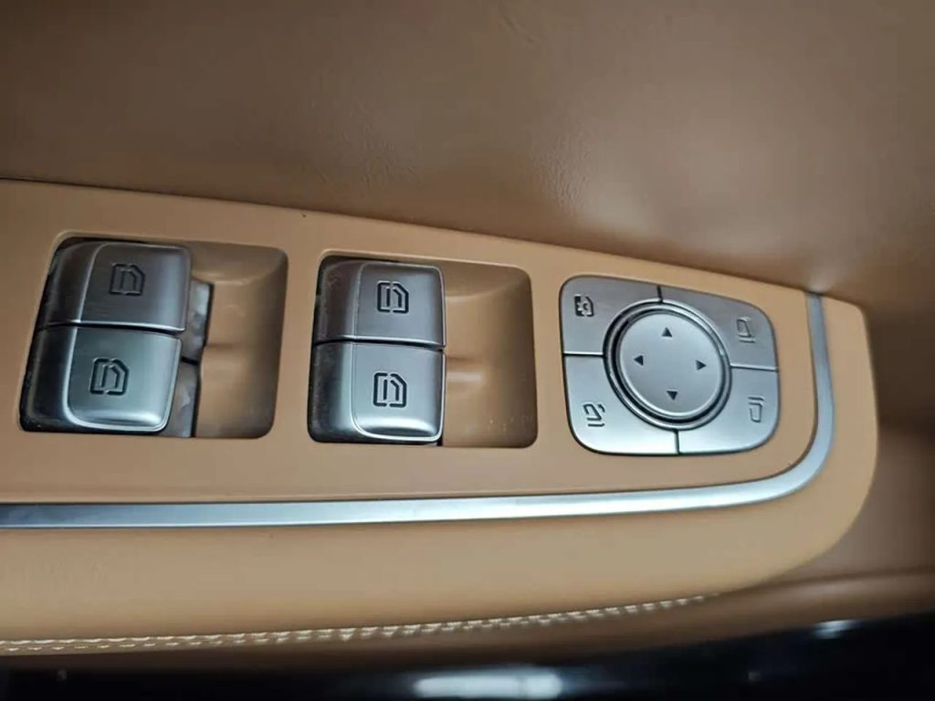 Li ONE 2021 EREV6-SeatEdition