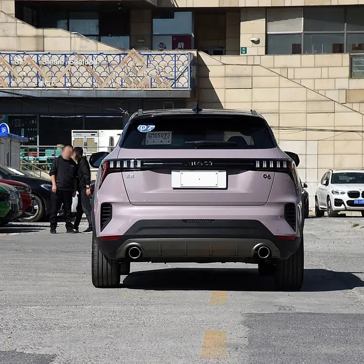 Lynk & Co 02