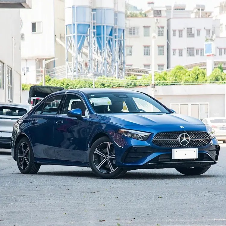Mercedes-Benz A200L