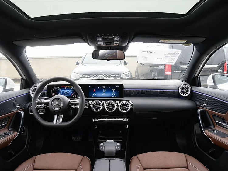 Mercedes-Benz A200L