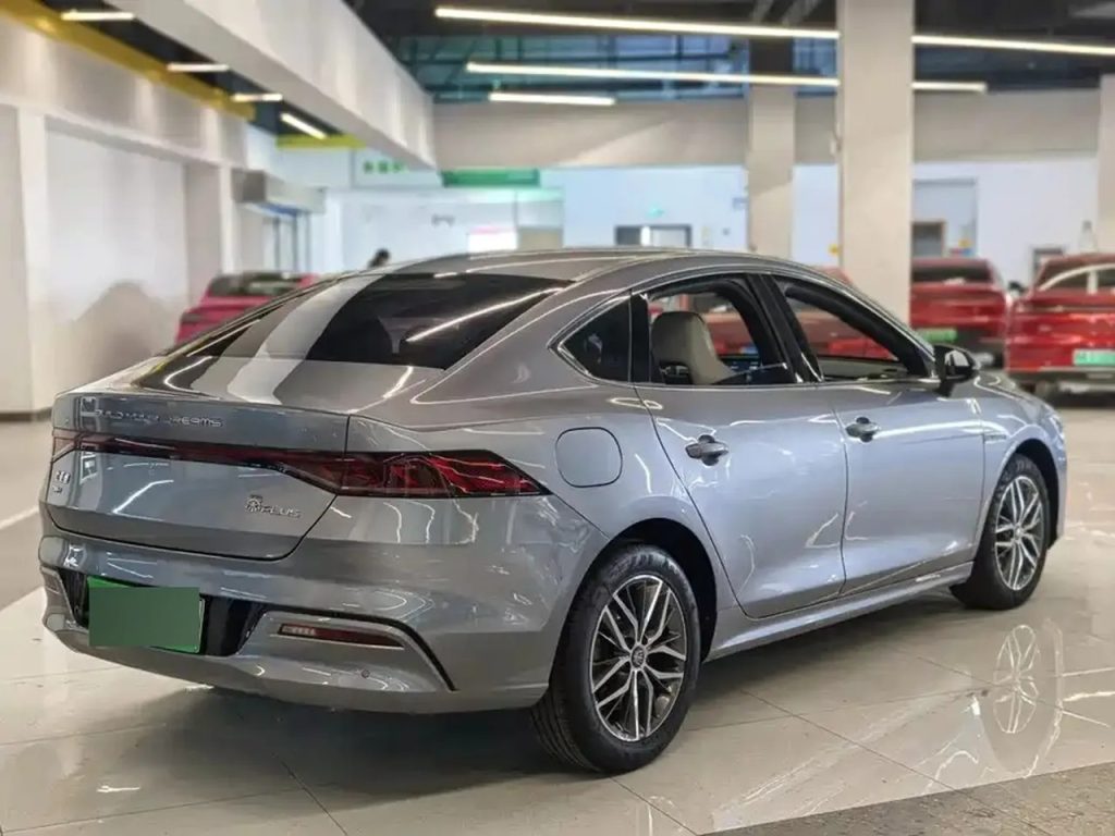 QinPLUS 2021 DM-i 55KM Flagship