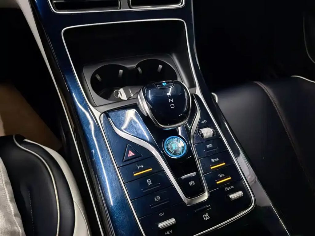 QinPLUS 2021 DM-i 55KM Flagship