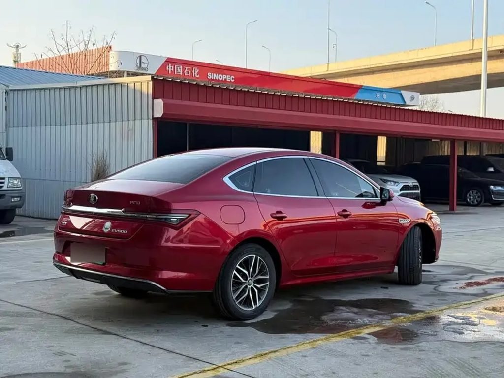 QinProEV 2018 EV500 Connected