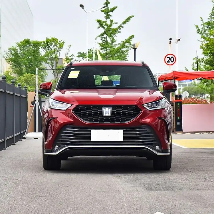 Toyota Crown Land