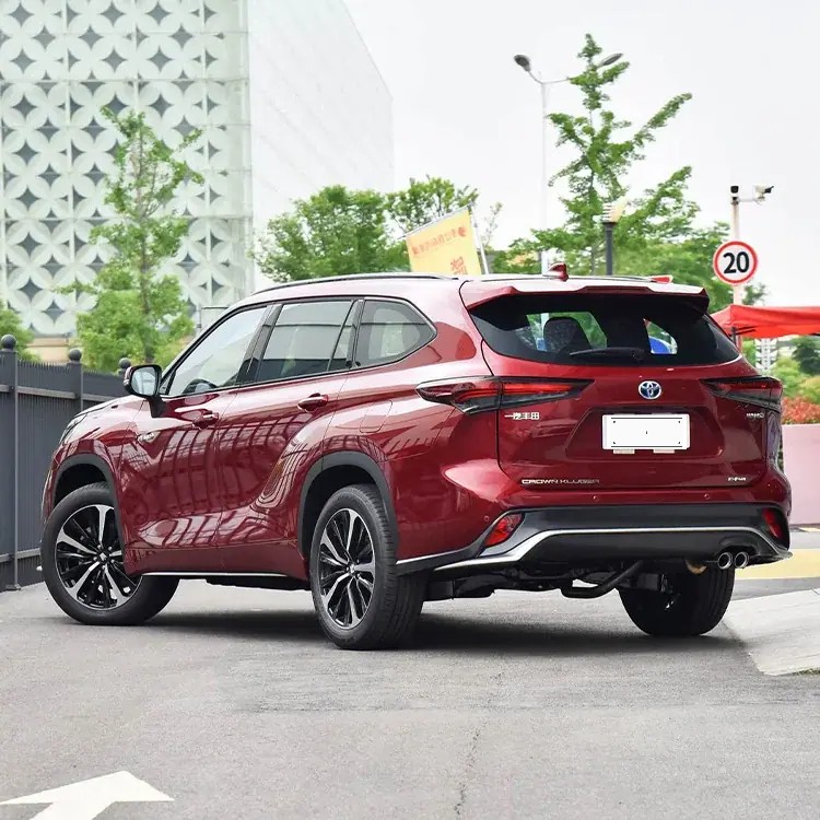 Toyota Crown Land