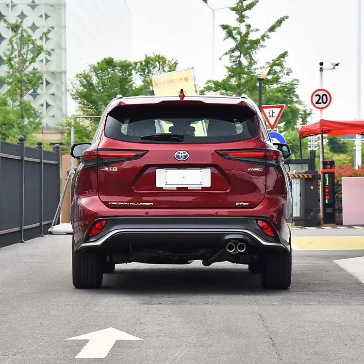 Toyota Crown Land