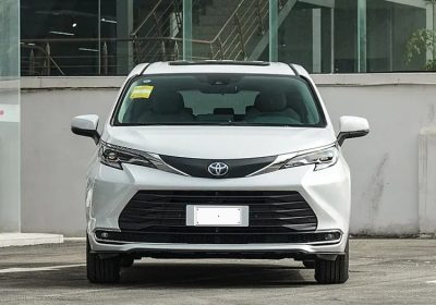 Toyota Senna