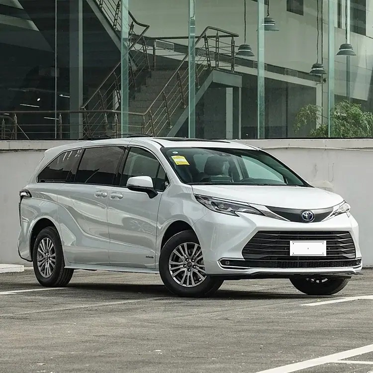 Toyota Senna