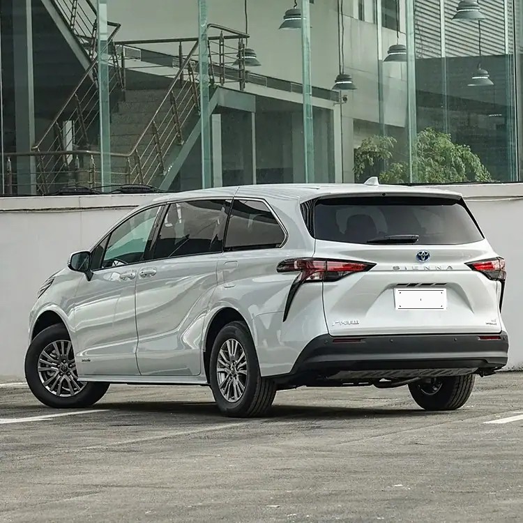 Toyota Senna