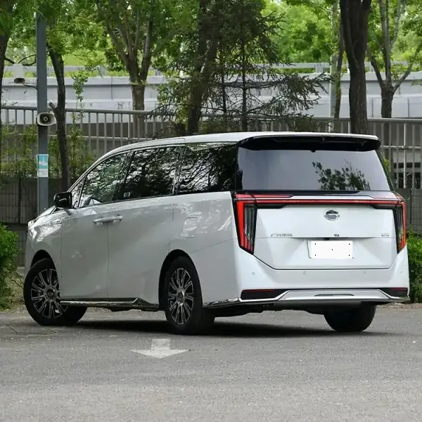 Trumpchi E9