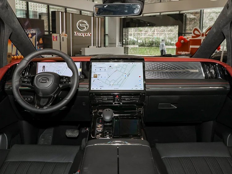 Trumpchi M8