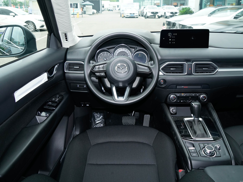 Mazda CX-5 2025 2.0L FWD Compact SUV