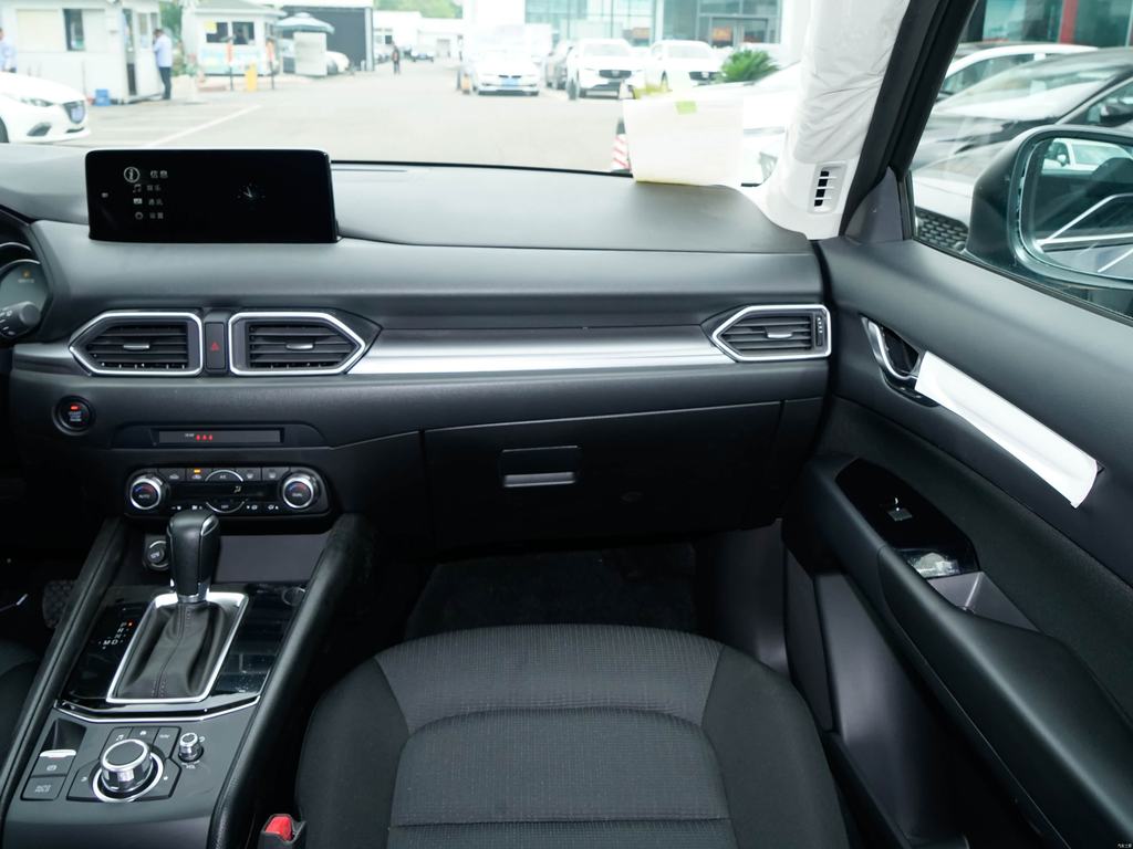 Mazda CX-5 2025 2.0L FWD Compact SUV