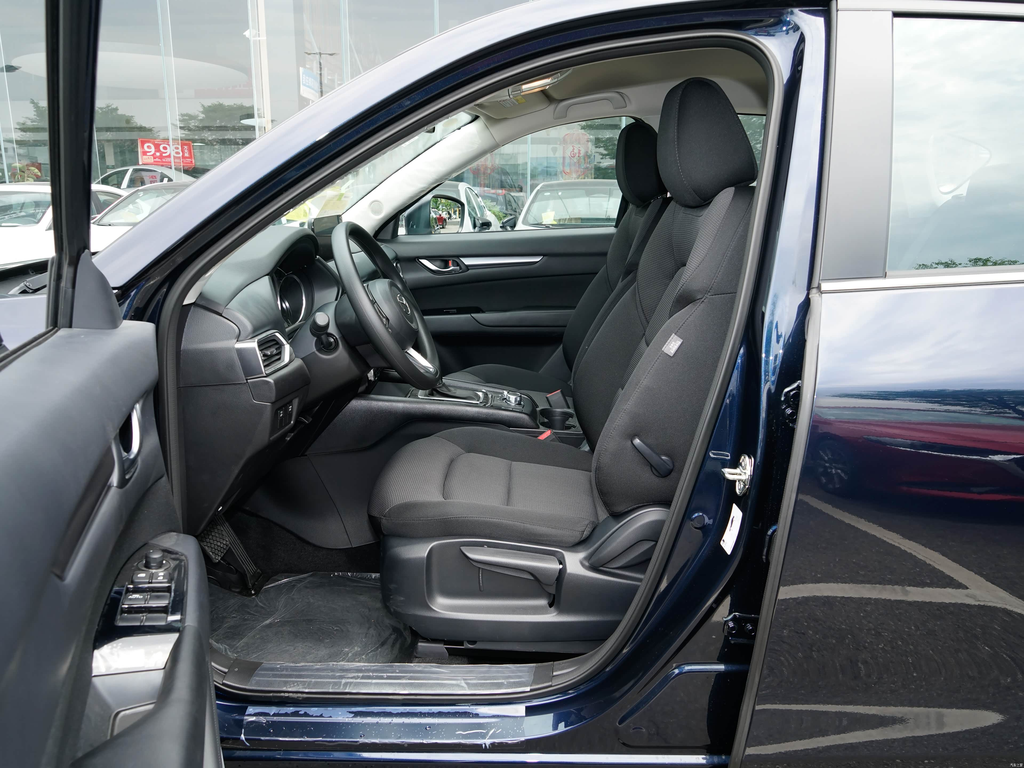Mazda CX-5 2025 2.0L FWD Compact SUV