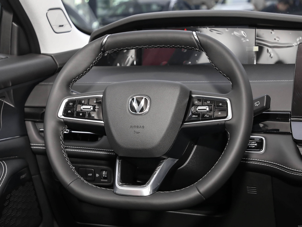 Changan UNI-K 2024 2.0T FWD Mid-Size SUV