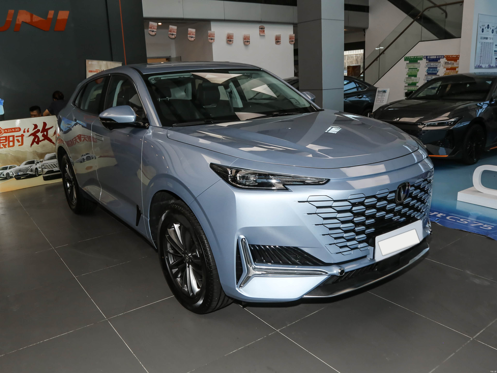 Changan UNI-K 2024 2.0T FWD Mid-Size SUV