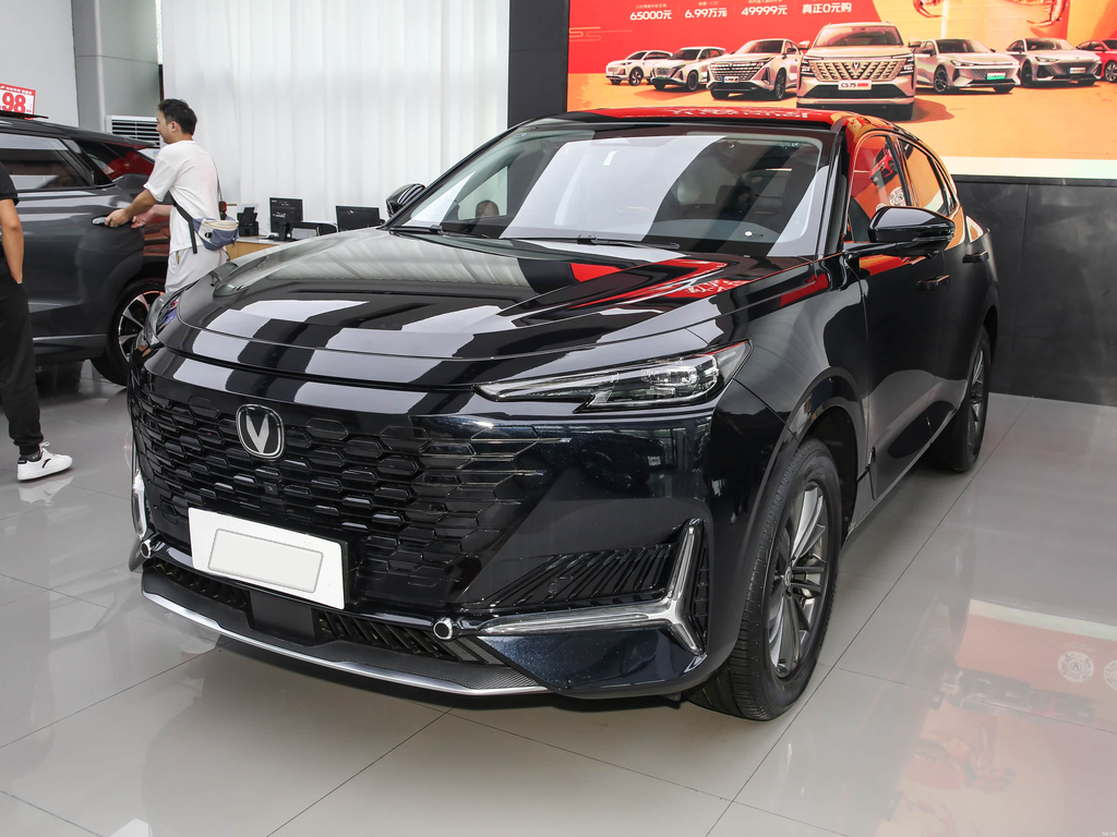 Changan UNI-K 2024 2.0T FWD Mid-Size SUV