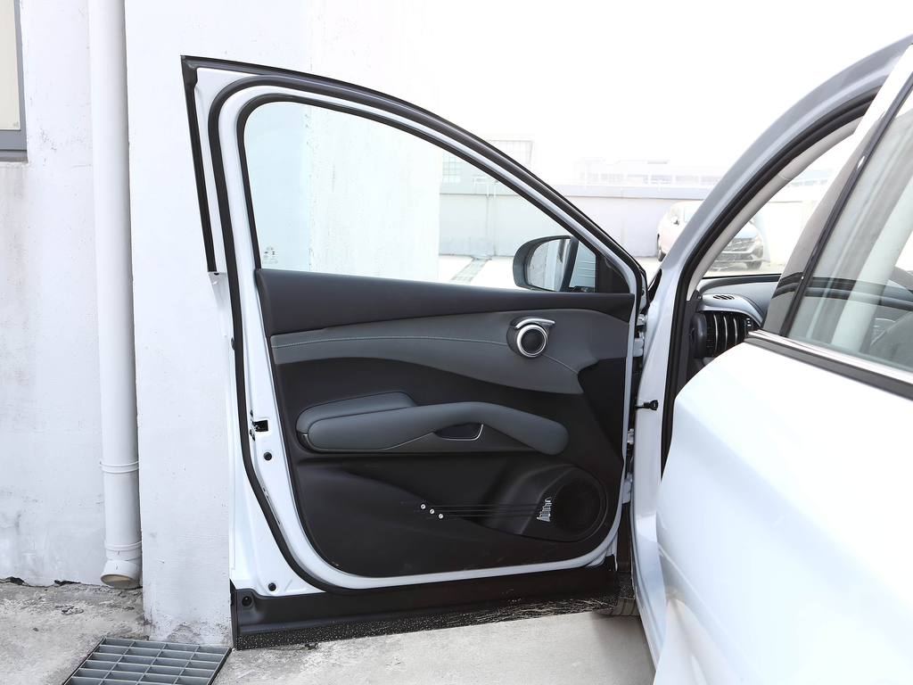 BYD Yuan PLUS 2025 Smart Drive 430KM Leading