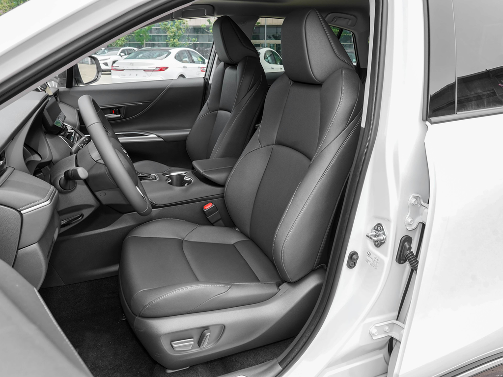 Toyota Venza 2024 2.0L CVT 2WD Luxury