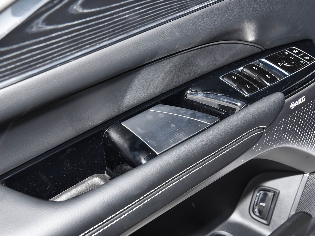 Cadillac Lyriq 2024 RWD Standard Range Luxury